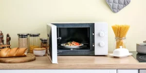 What Are Must-Have Gadgets for a Tech-Savvy Kitchen?